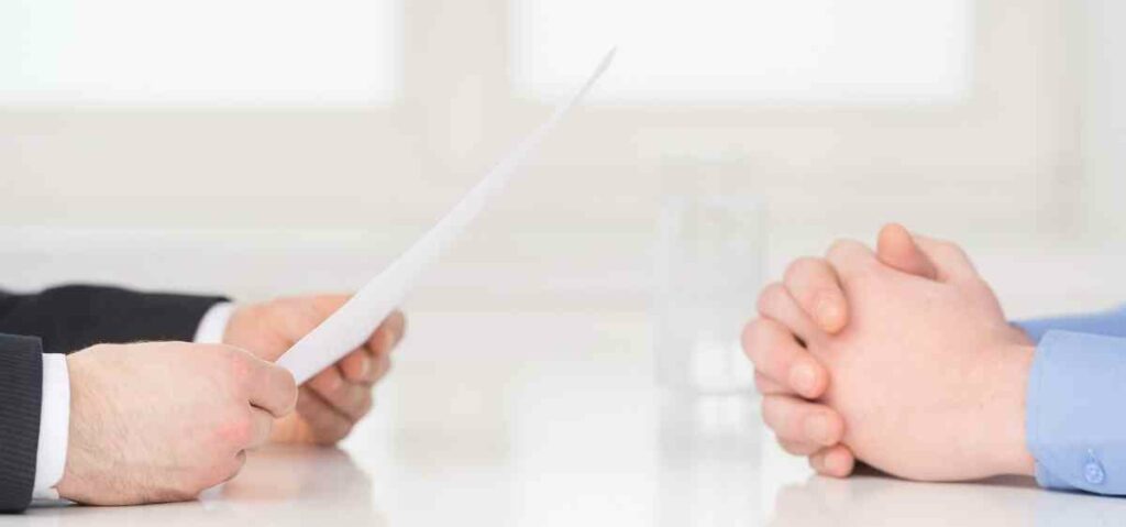 Cara interview karyawan yang baik adalah dengan memberikan poin penilaian