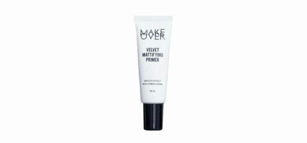 Primer untuk kulit berminyak dan berpori besar dari Make Over ini juga tak kalah terkenal.